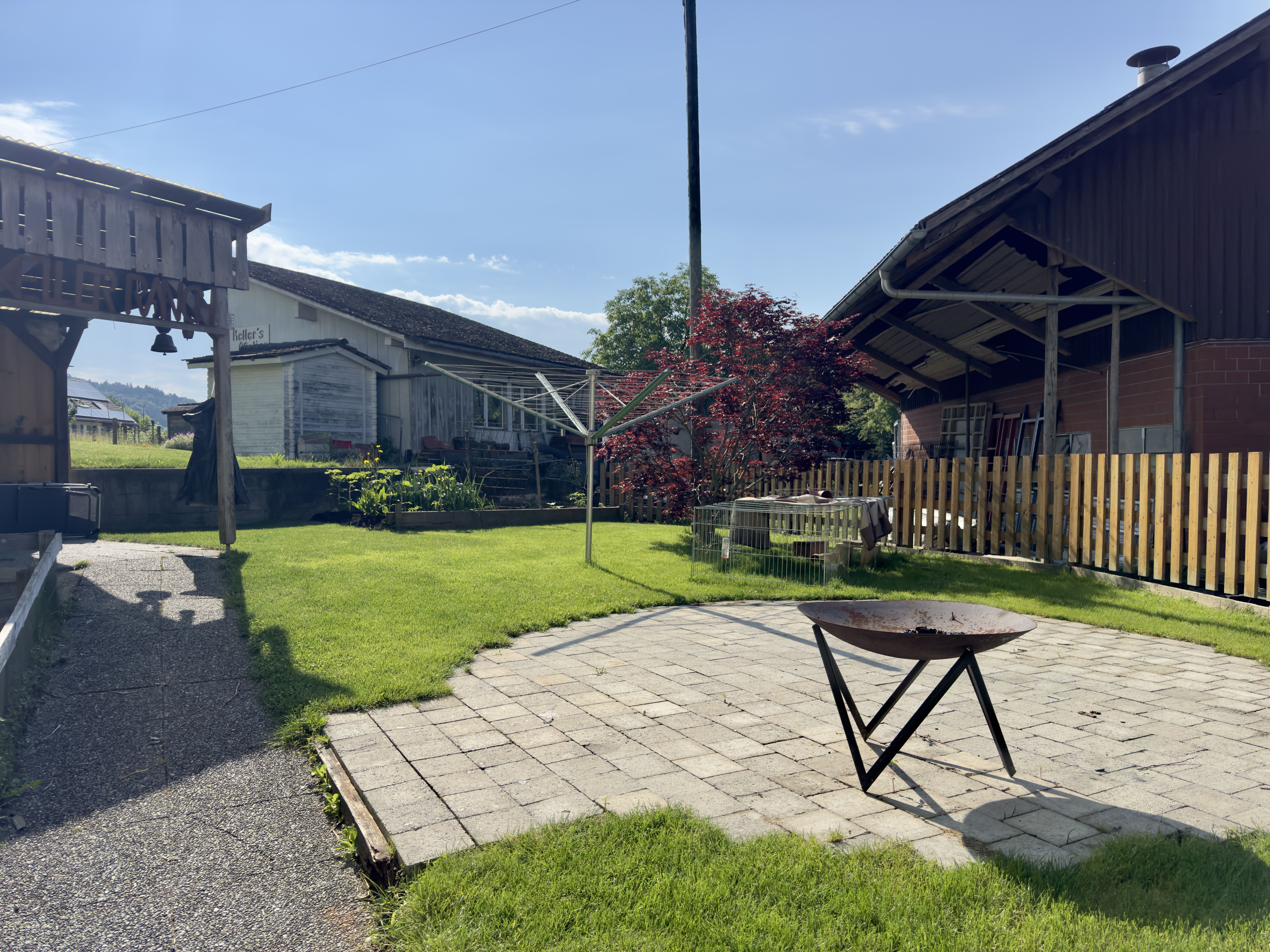 Room for great things - residential house/outbuilding with expansion potential - 1