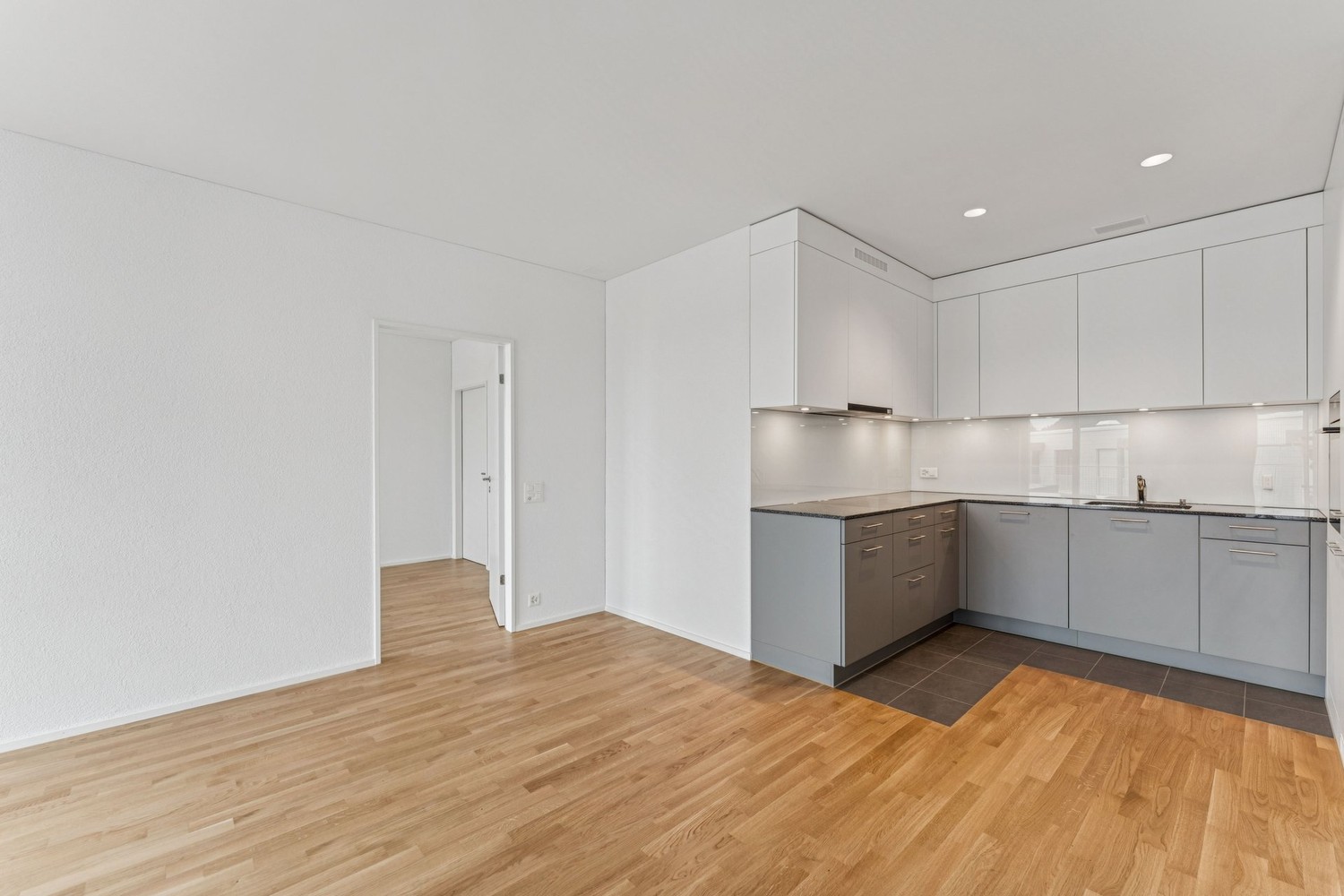 Willkommen im NidSpace - Mietstart mit Gratis-Monat! - 2