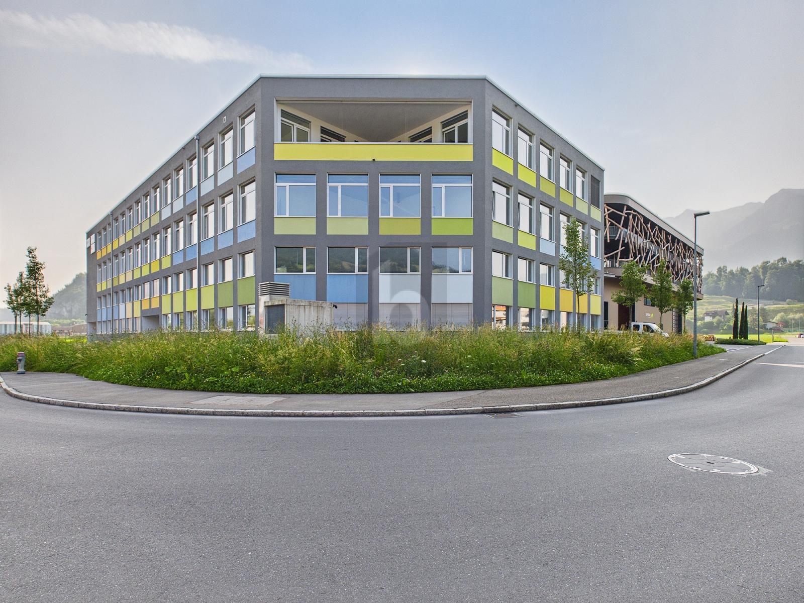 REPRÄSENTATIVES BÜRO MIT HOCHWERTIGEM DESIGN - 3