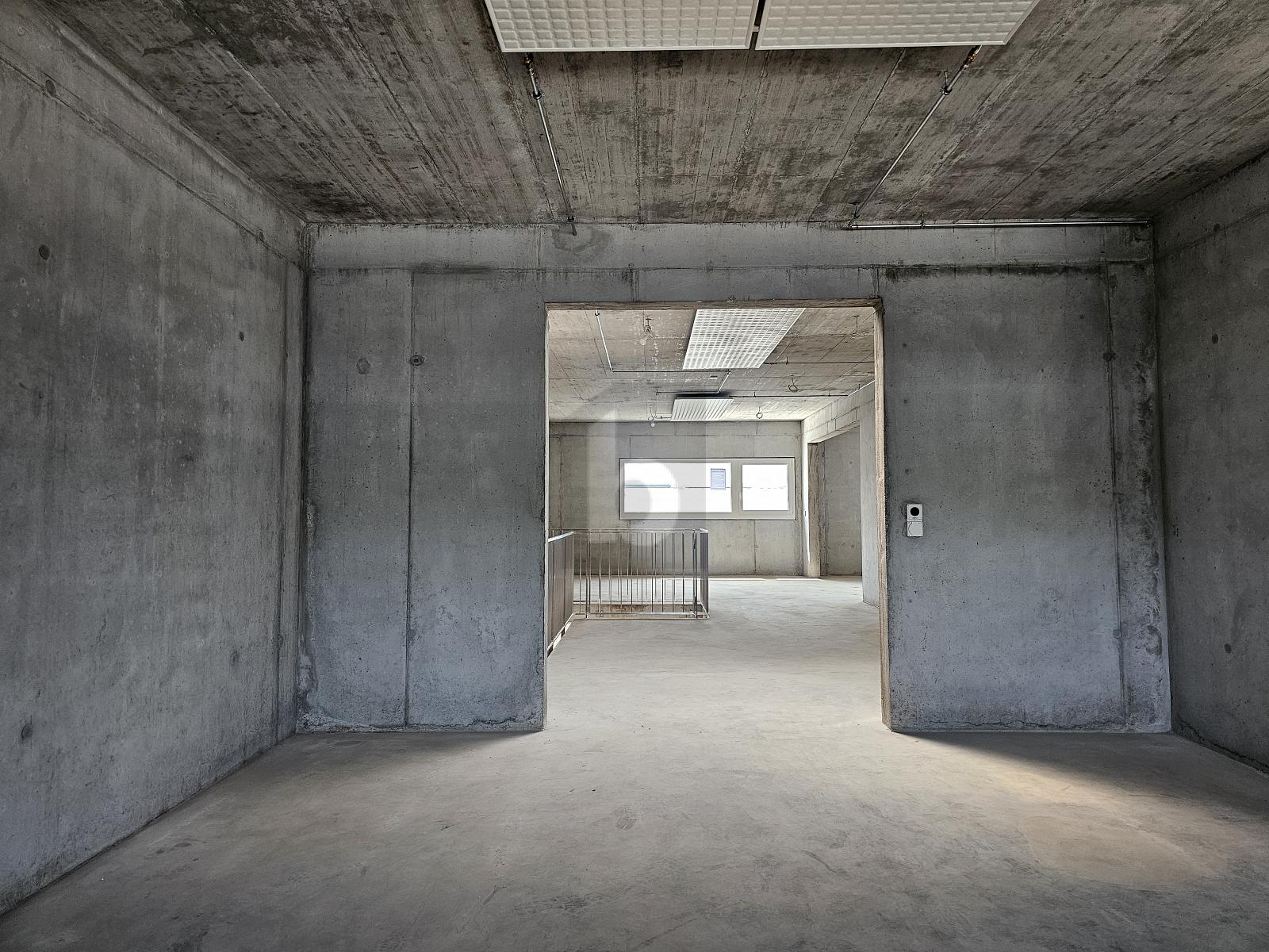 HALLE DOUBLE AVEC PARTICIPATION TRAVAUX - 3