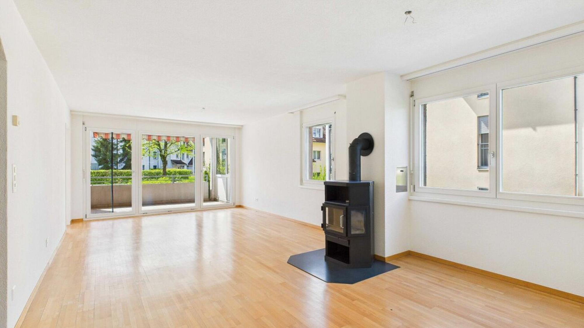 Quiet living, sunny living - 4.5-room apartment in Winkel - 2