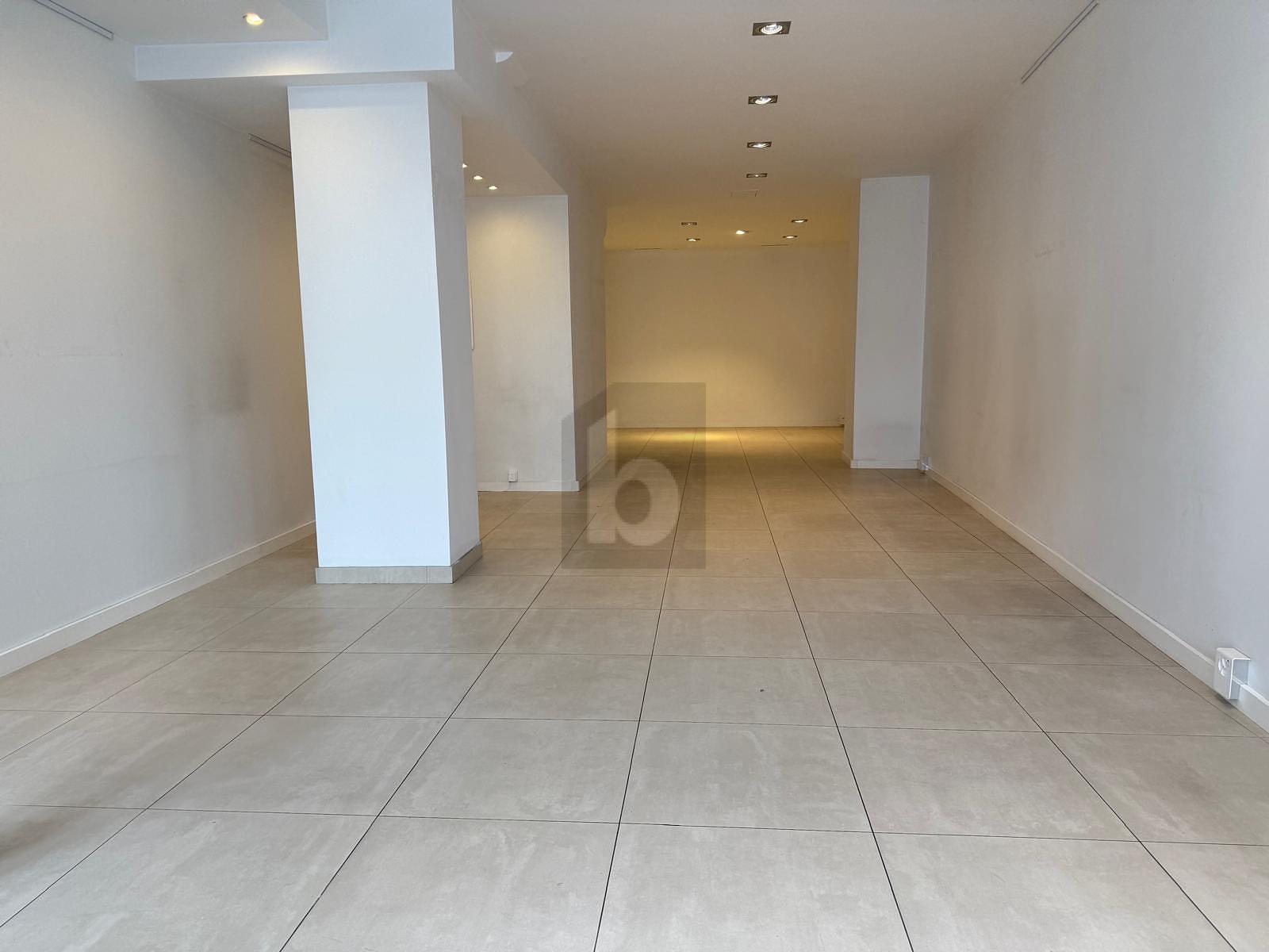 EMPLACEMENT IDEAL - 1