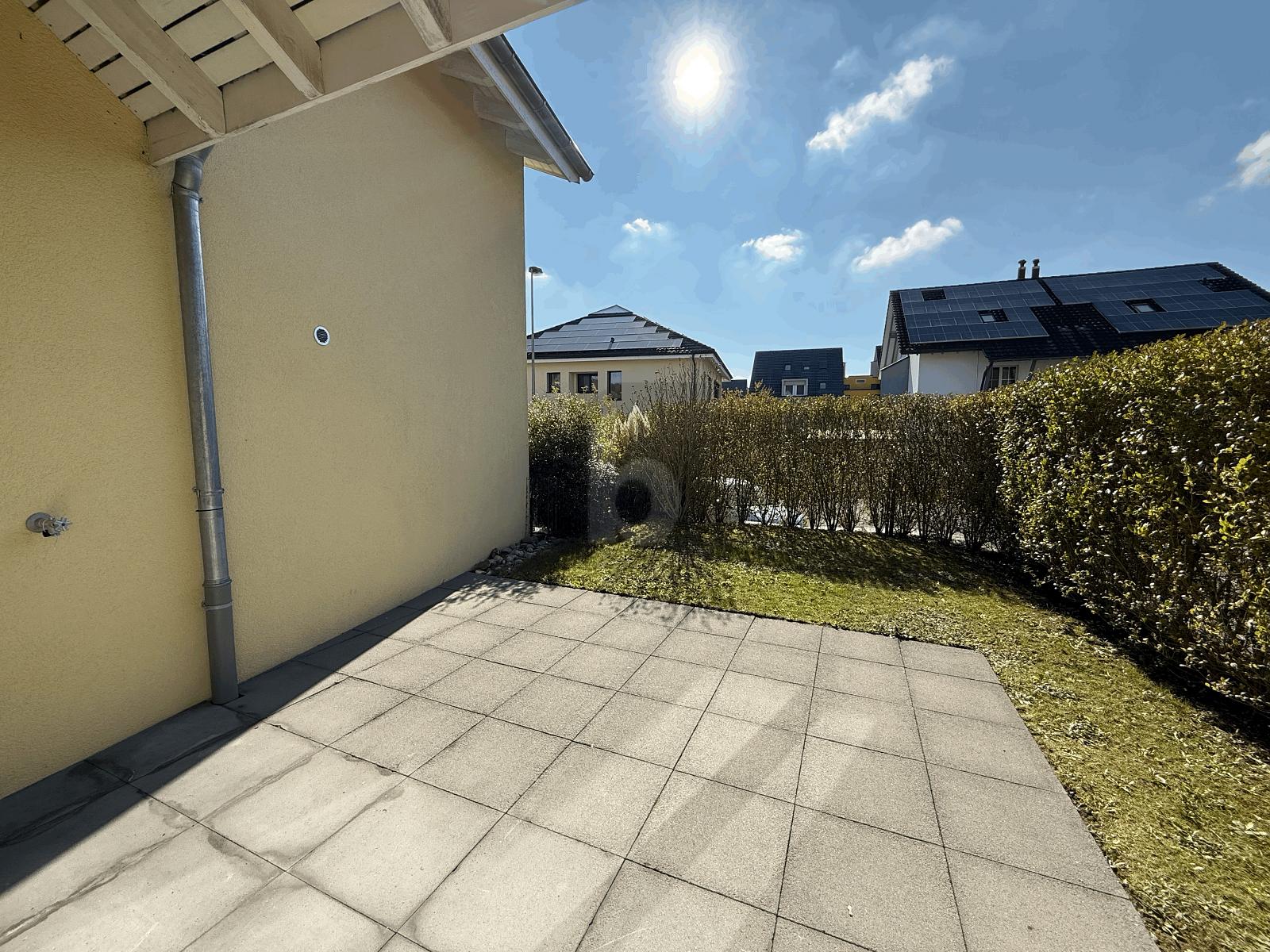 ELEGANT UND GROSS MIT VIEL PLATZ - 3