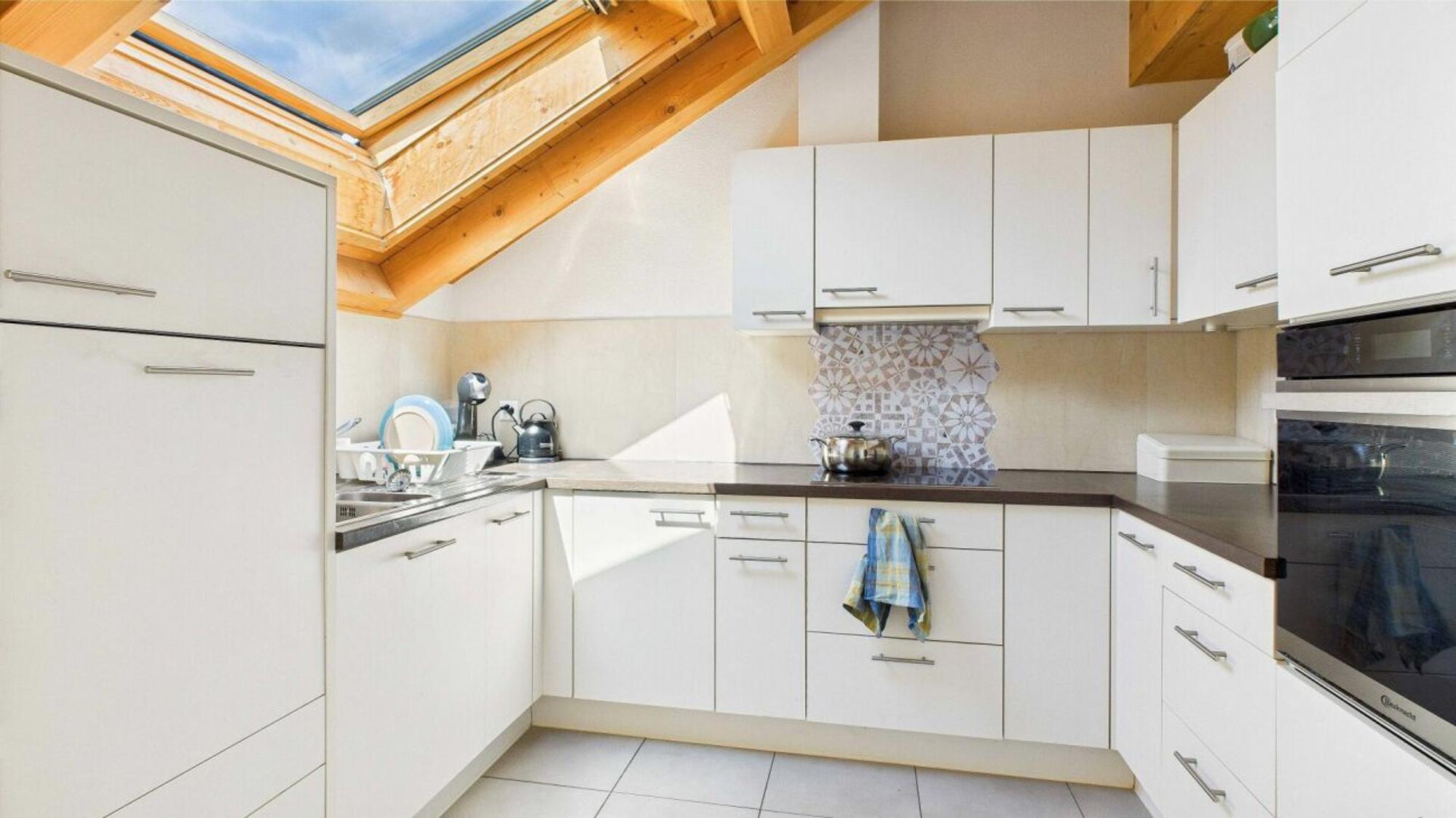 4.5-room penthouse with 120 m² net living space in Susten (Feithieren) - 3