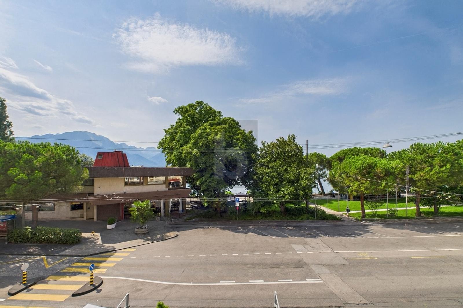 AU COEUR DE MONTREUX AVEC VUE ! - 0