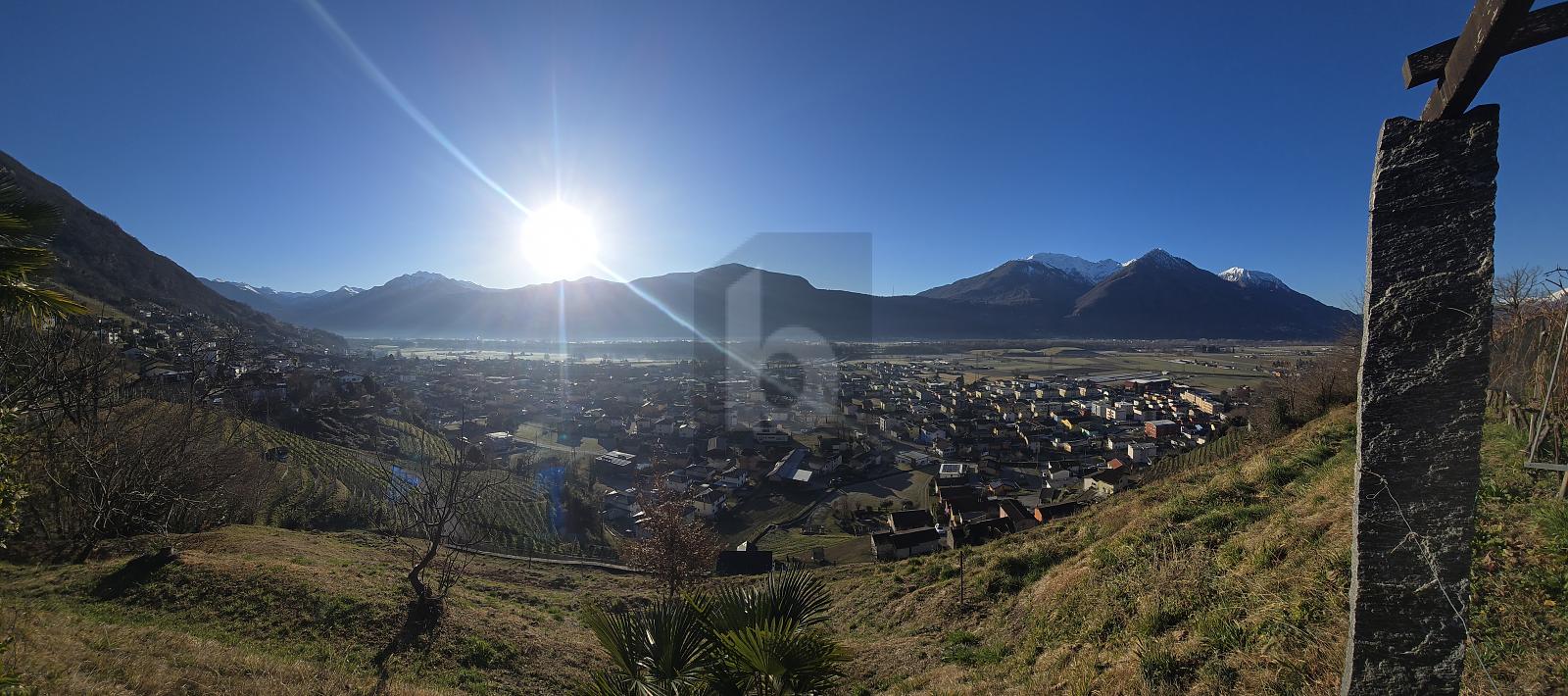 TRANQUILLO E SOLEGGIATO CON MERAVIGLIOSA VISTA - 3