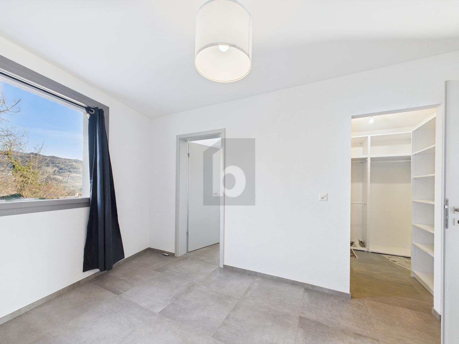 MAISON MODERNE AVEC ASCENSEUR ET PANORAMA - 4