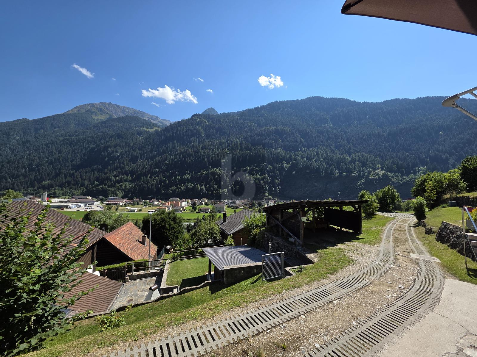 ACCOGLIENTE E SOLEGGIATO CON VISTA - 1