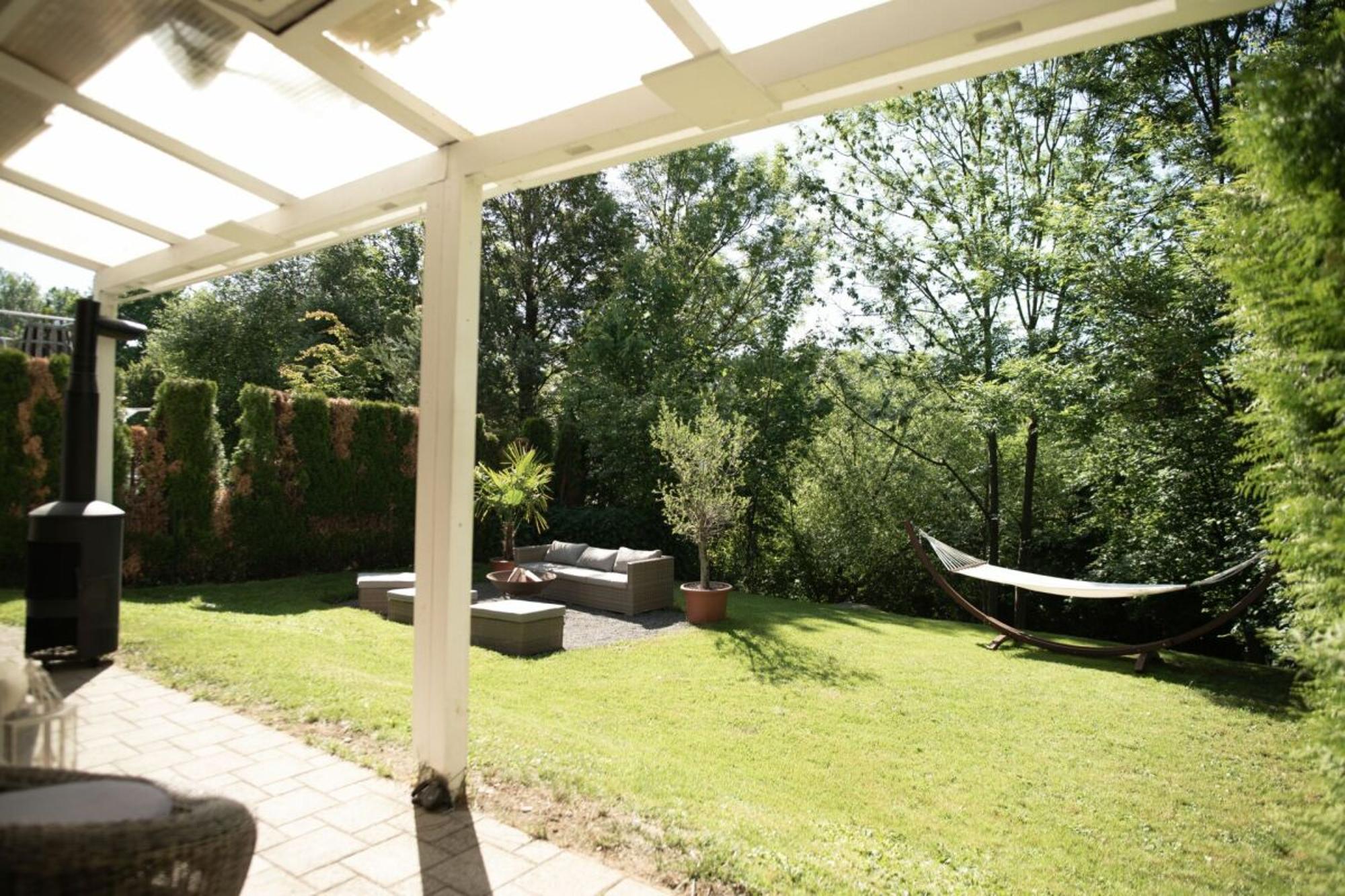 Charming semi-detached house with garden and garage in a quiet location in Matzingen - 0
