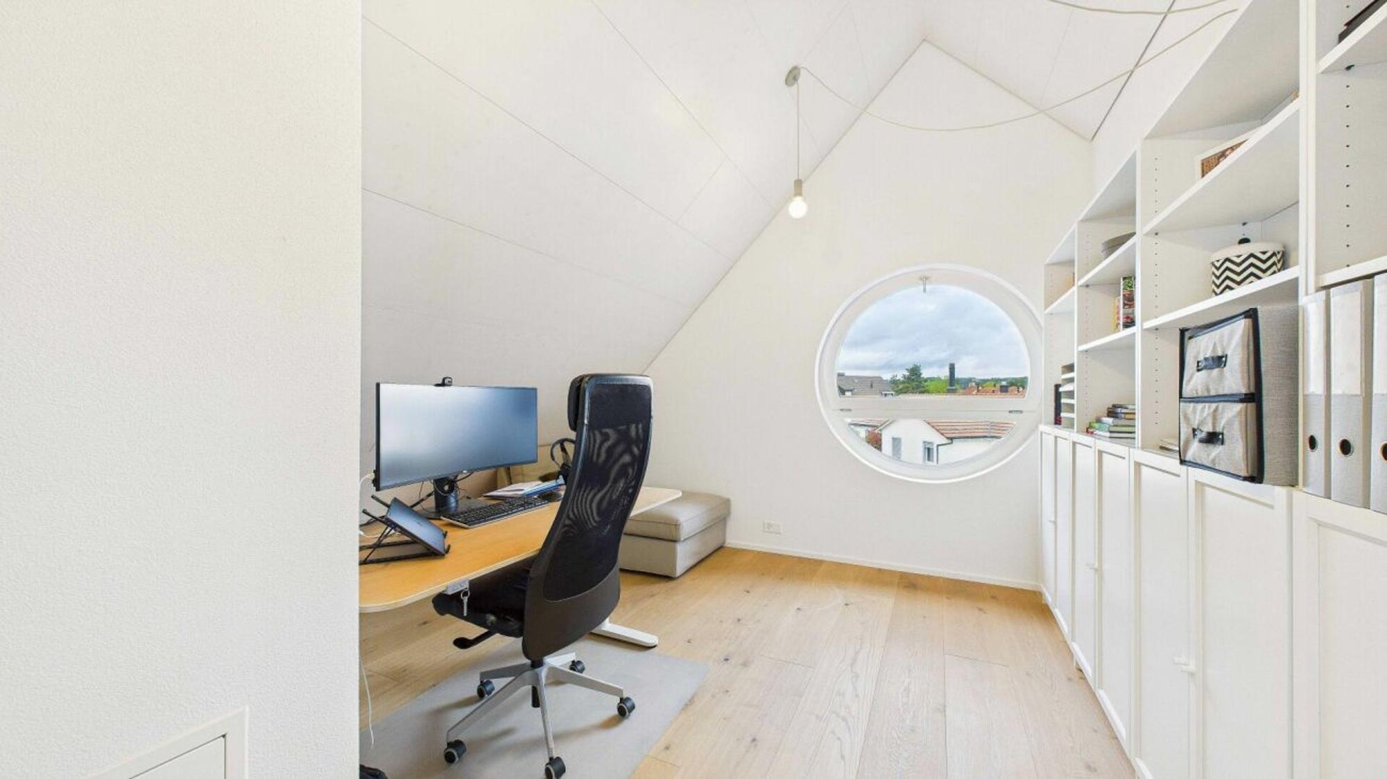 Exclusive 5.5-room rooftop maisonette with high-quality finish in Brüttisellen - 13