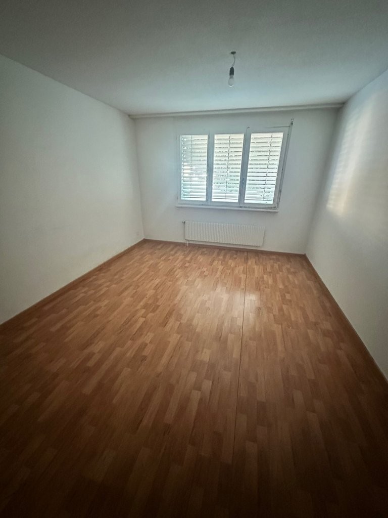 4.5 Zimmer-Wohnung mit gemütlichem Sitzplatz zu vermieten - 4