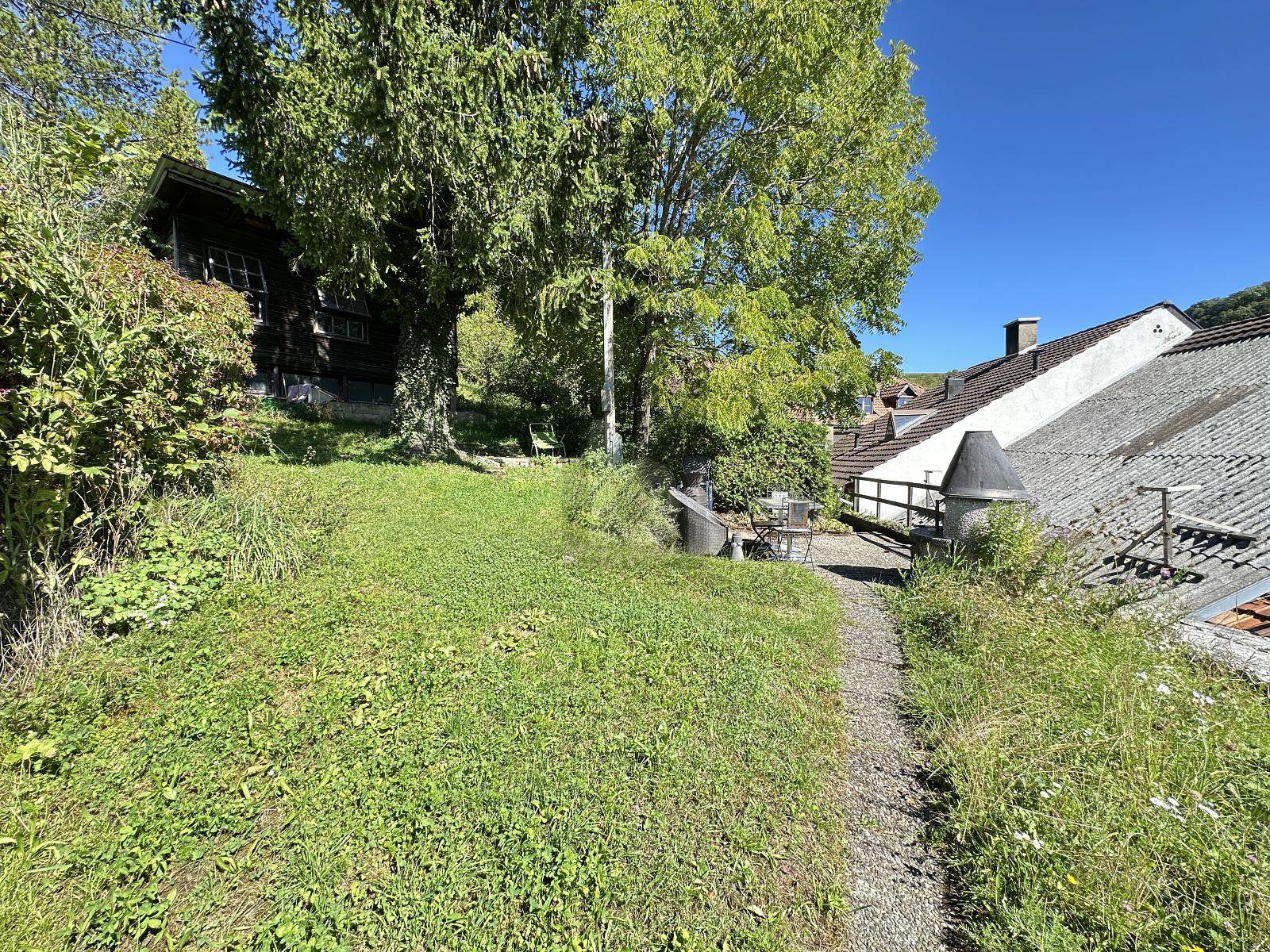 FREISTEHEND MIT AUSBAUPOTENZIAL - 3