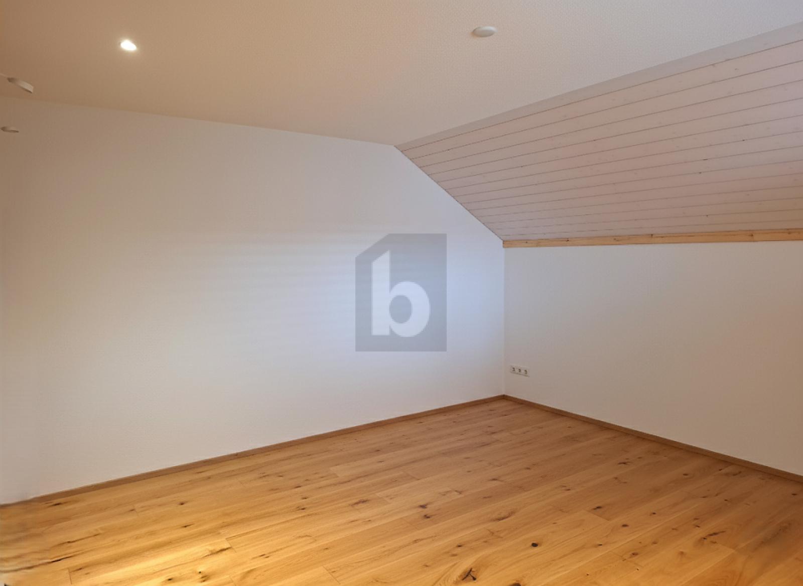 MODERNE, TRÈS SPACIEUX, GRAND BALCON - 3