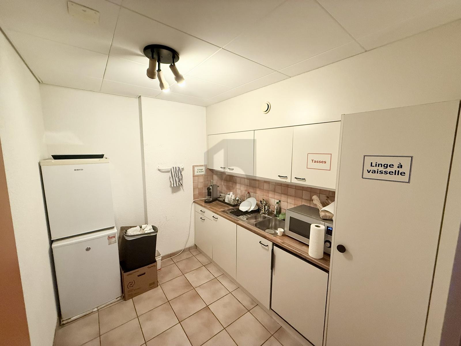 CENTRAL ET SPACIEUX - 4