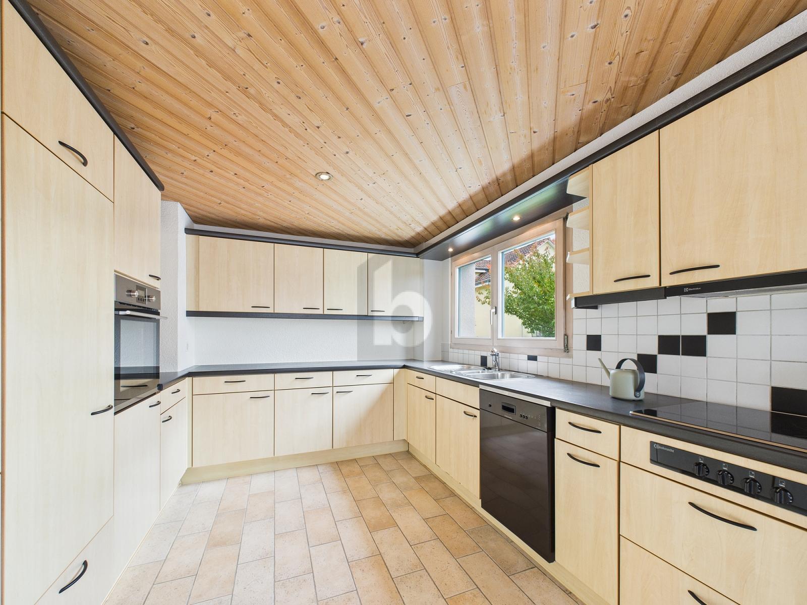 RUHIG, ZENTRAL MIT SONNENTERRASSE - 1