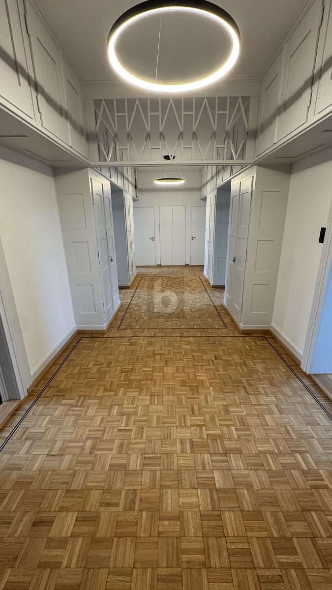 STILVOLL RENOVIERT MIT SEEBLICK - 1