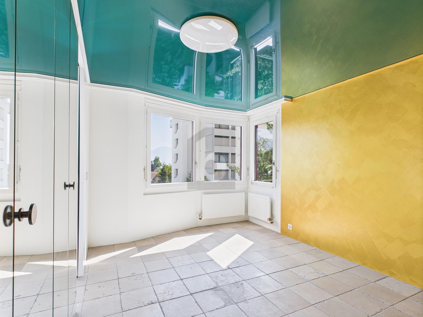 MIT WEITSICHT, MEDITERRANEM FLAIR UND POOL! - 2