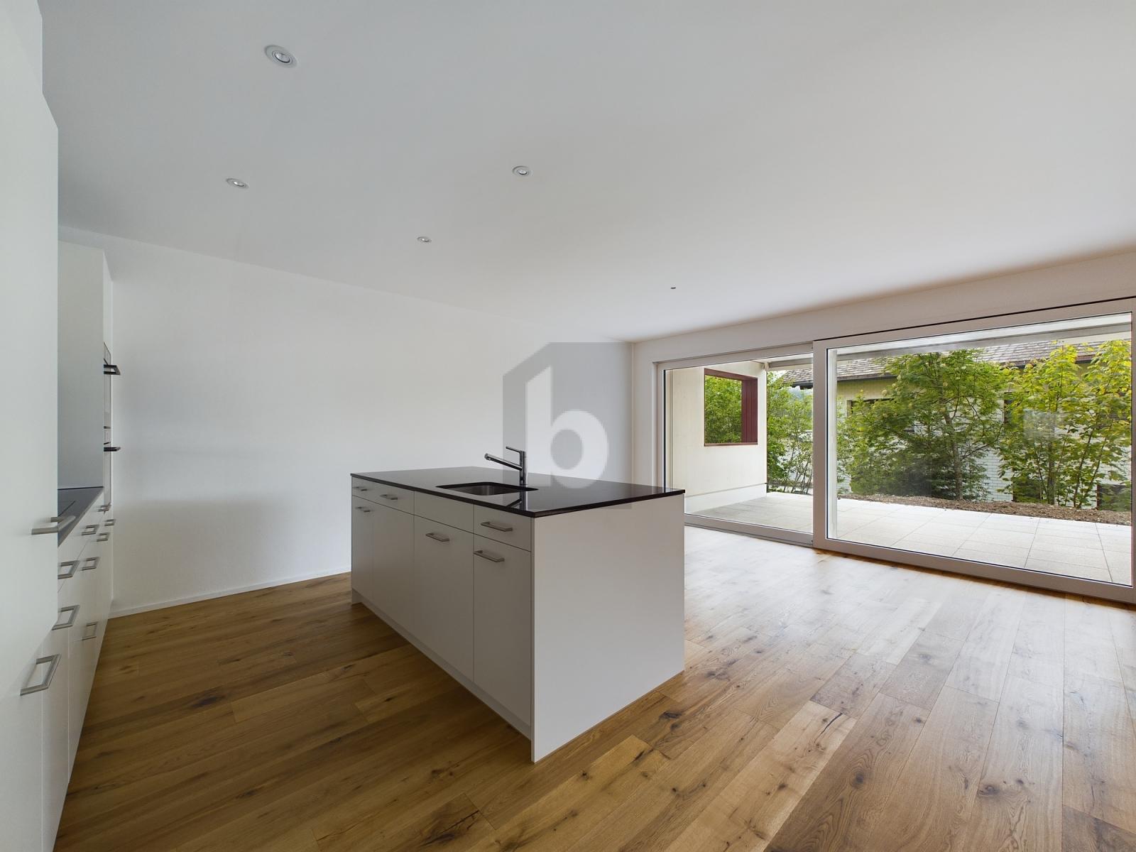 HELL, MODERN UND PRAKTISCH - 1