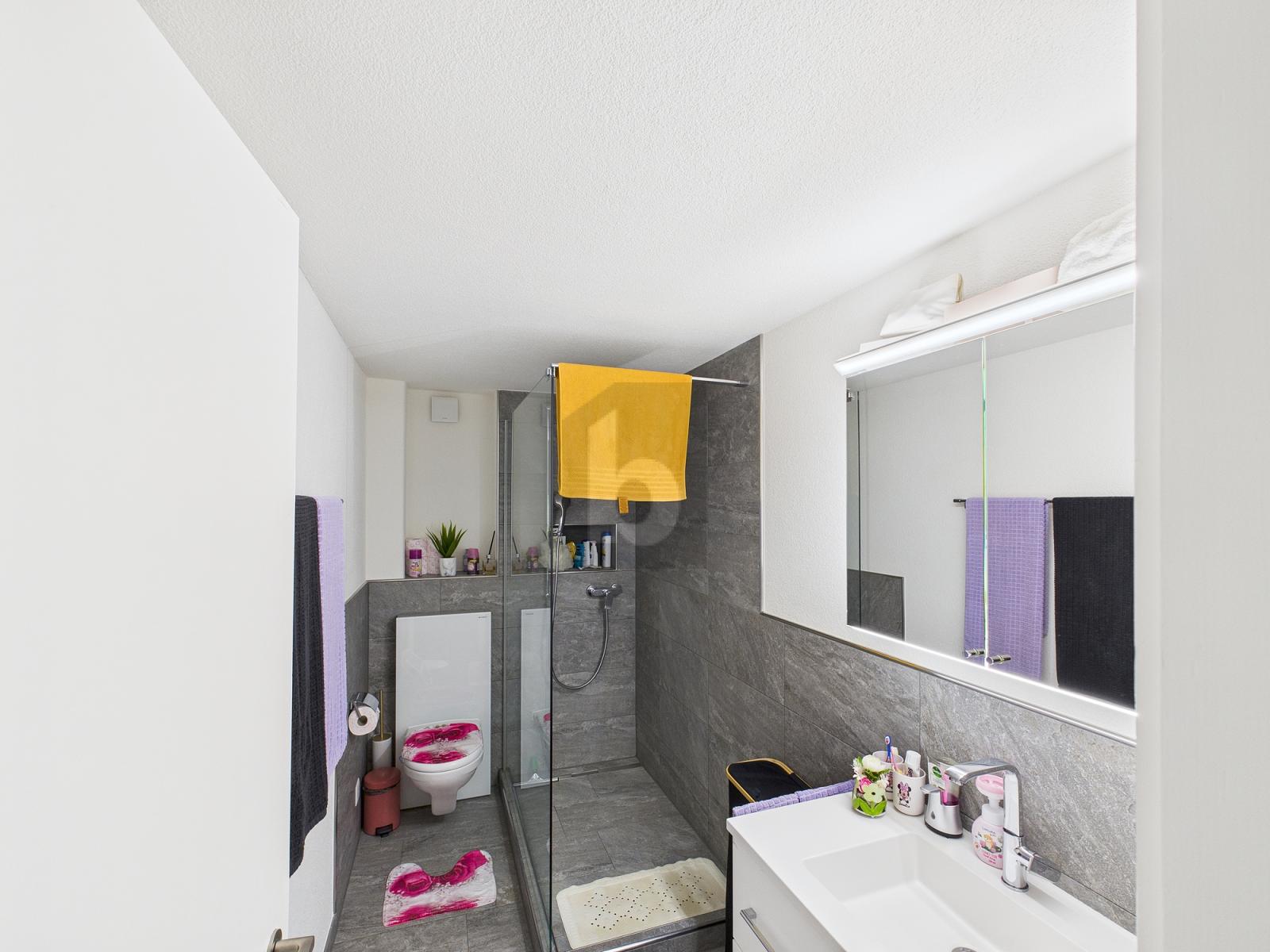 ZENTRAL, RENOVIERT, MIT GROSSER TERRASSE & GARTEN - 3