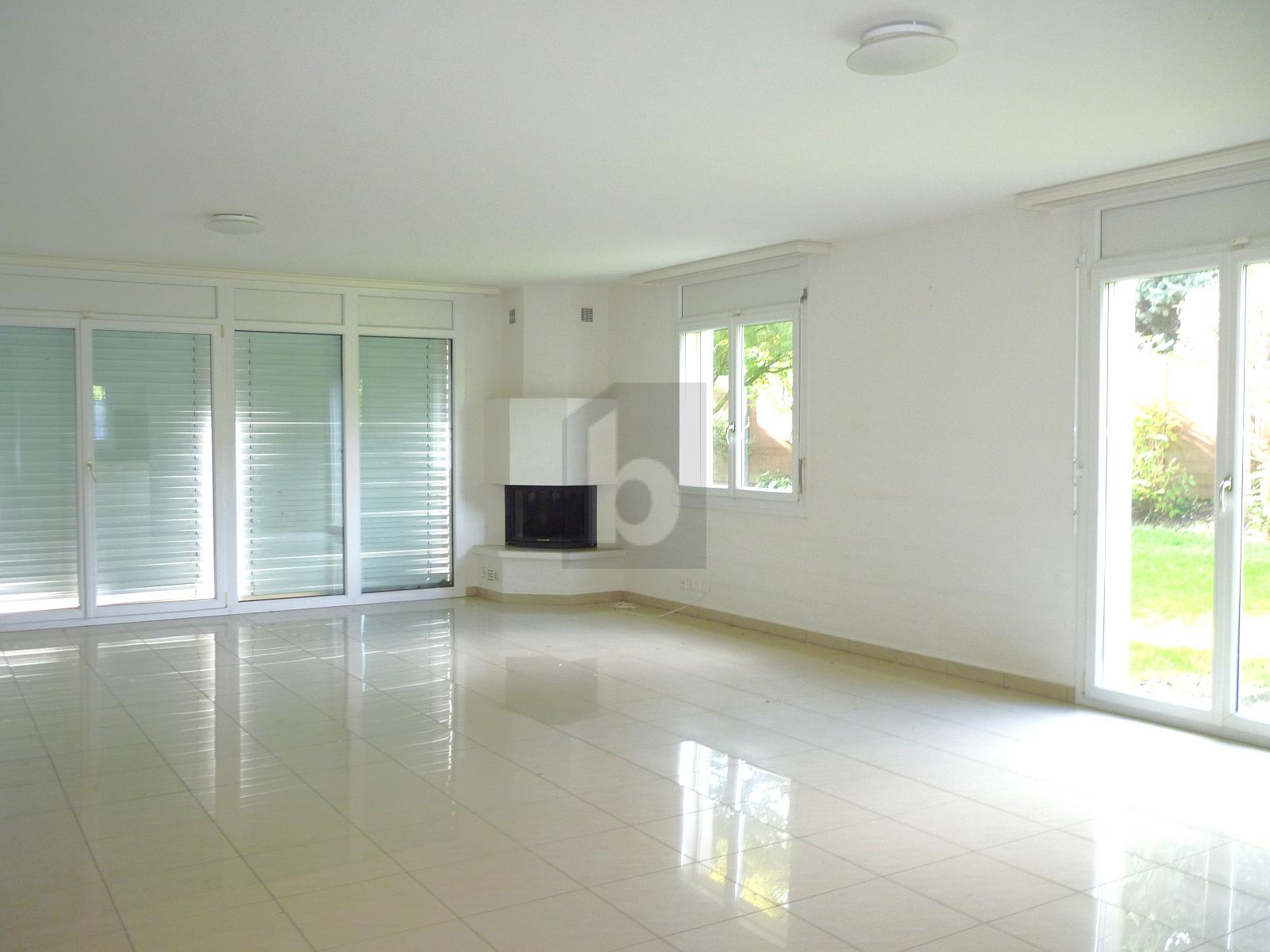 FAMILIALE, ÉLÉGANTE, PRATIQUE, VERDOYANTE - 2