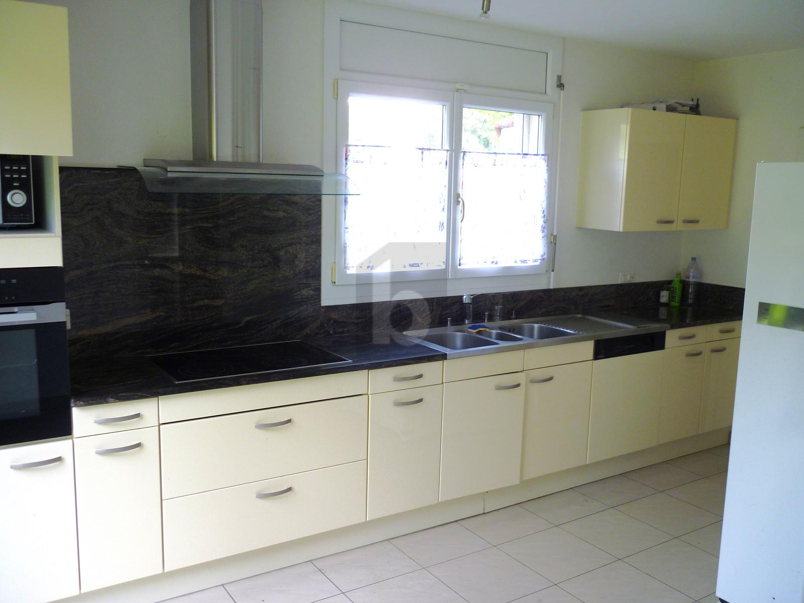 FAMILIALE, ÉLÉGANTE, PRATIQUE, VERDOYANTE - 3