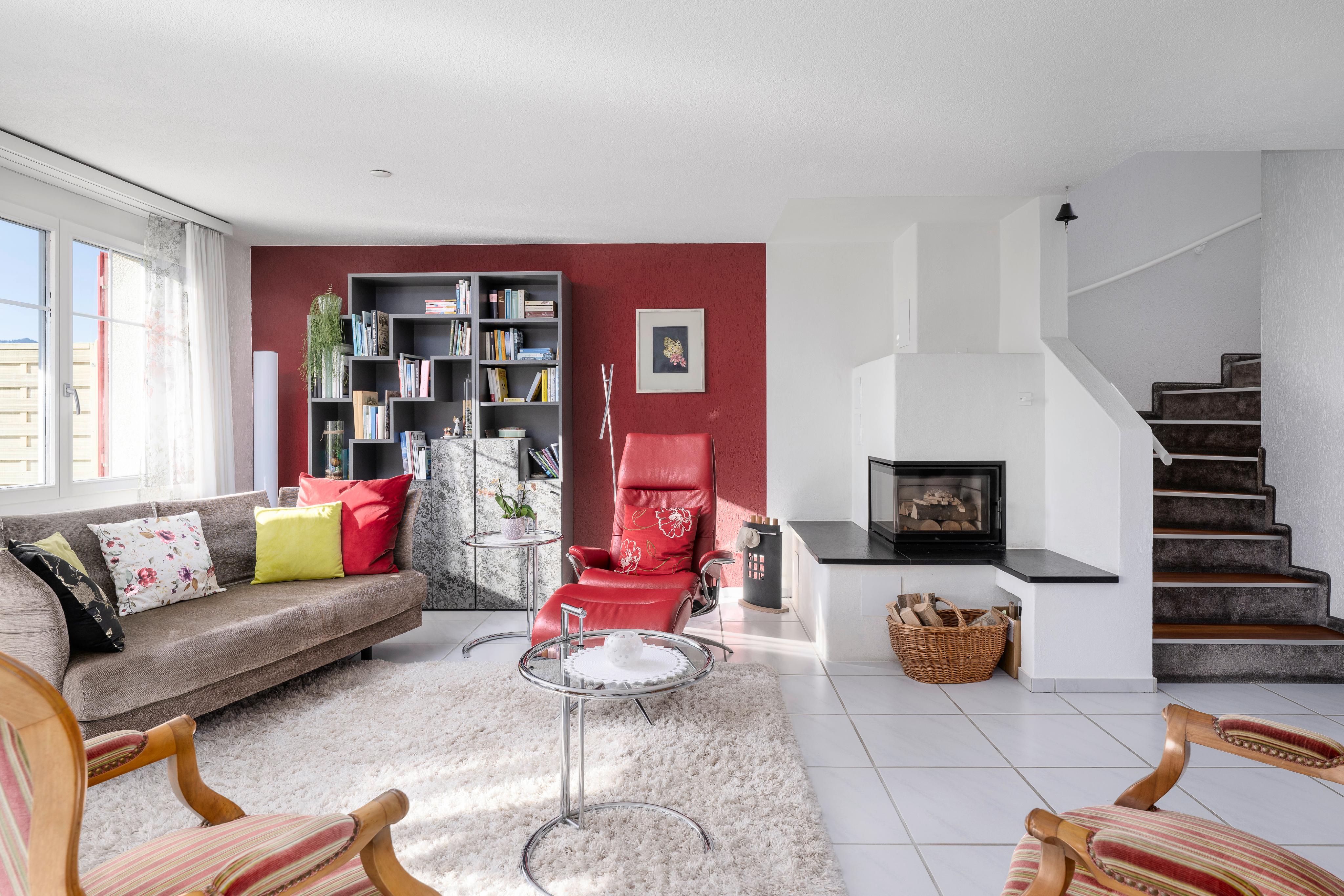 Ihr neues Zuhause mit Herz und Weitsicht: Charmantes Reihenhaus in Ernetschwil - 3