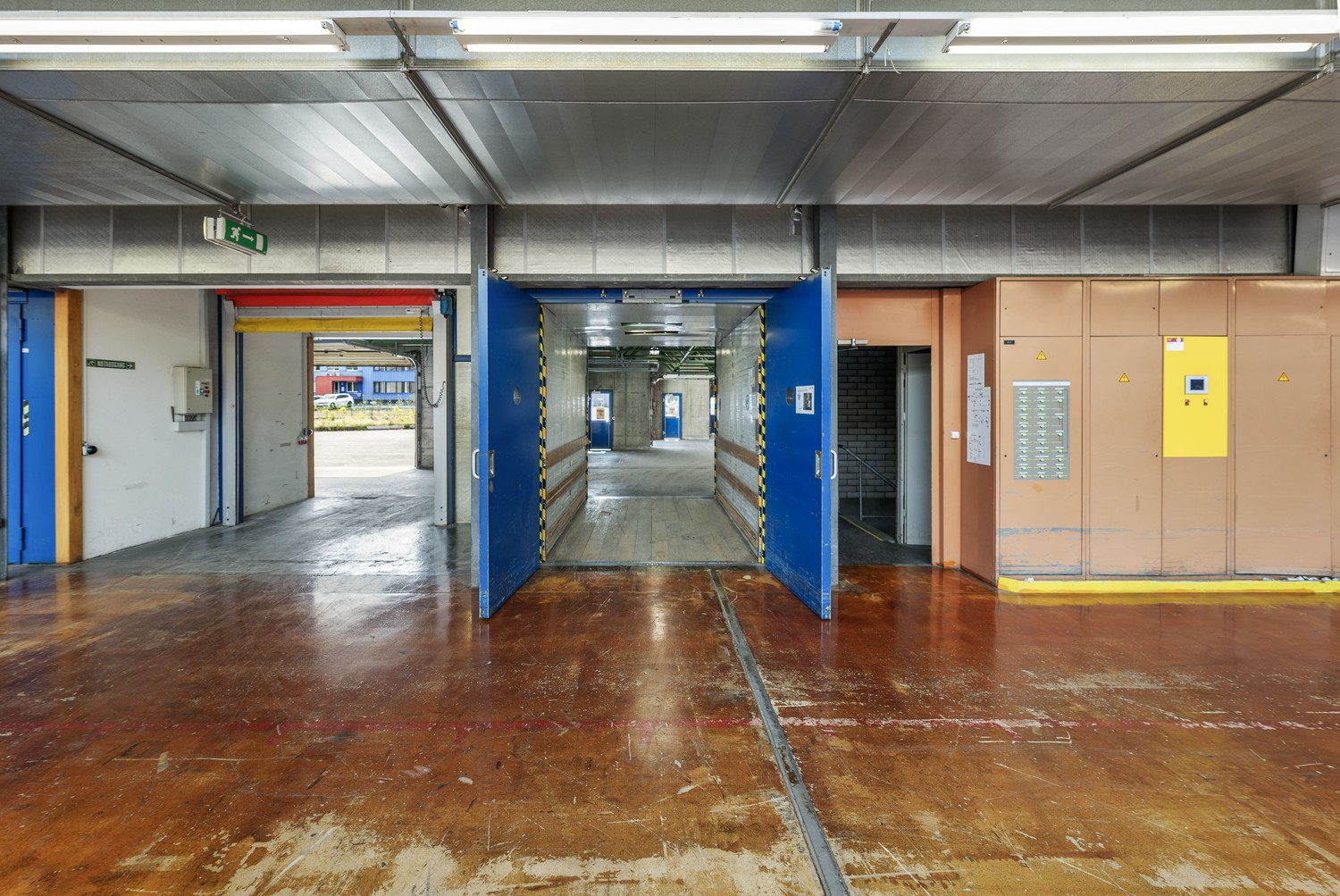 Neuer Dreh- und Angelpunkt für Ihre Logistik in Schmitten FR - 4