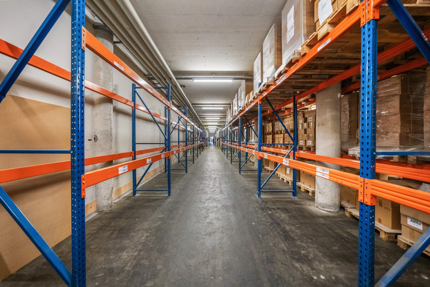 Neuer Dreh- und Angelpunkt für Ihre Logistik in Schmitten FR - 10