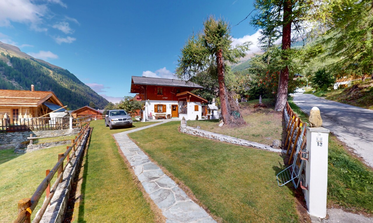 Superb chalet in Zinal – alpine charm and modern comfort - 3