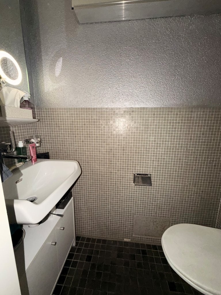 Sichtbar. Zentral. Charmant. Ladenfläche mit Blick auf den Zugersee - 6