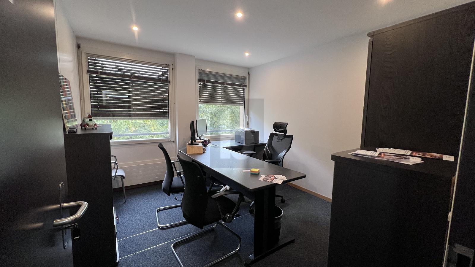 ESPACE DE BUREAUX INTEMPORELS ET PROCHE DU CENTRE - 3