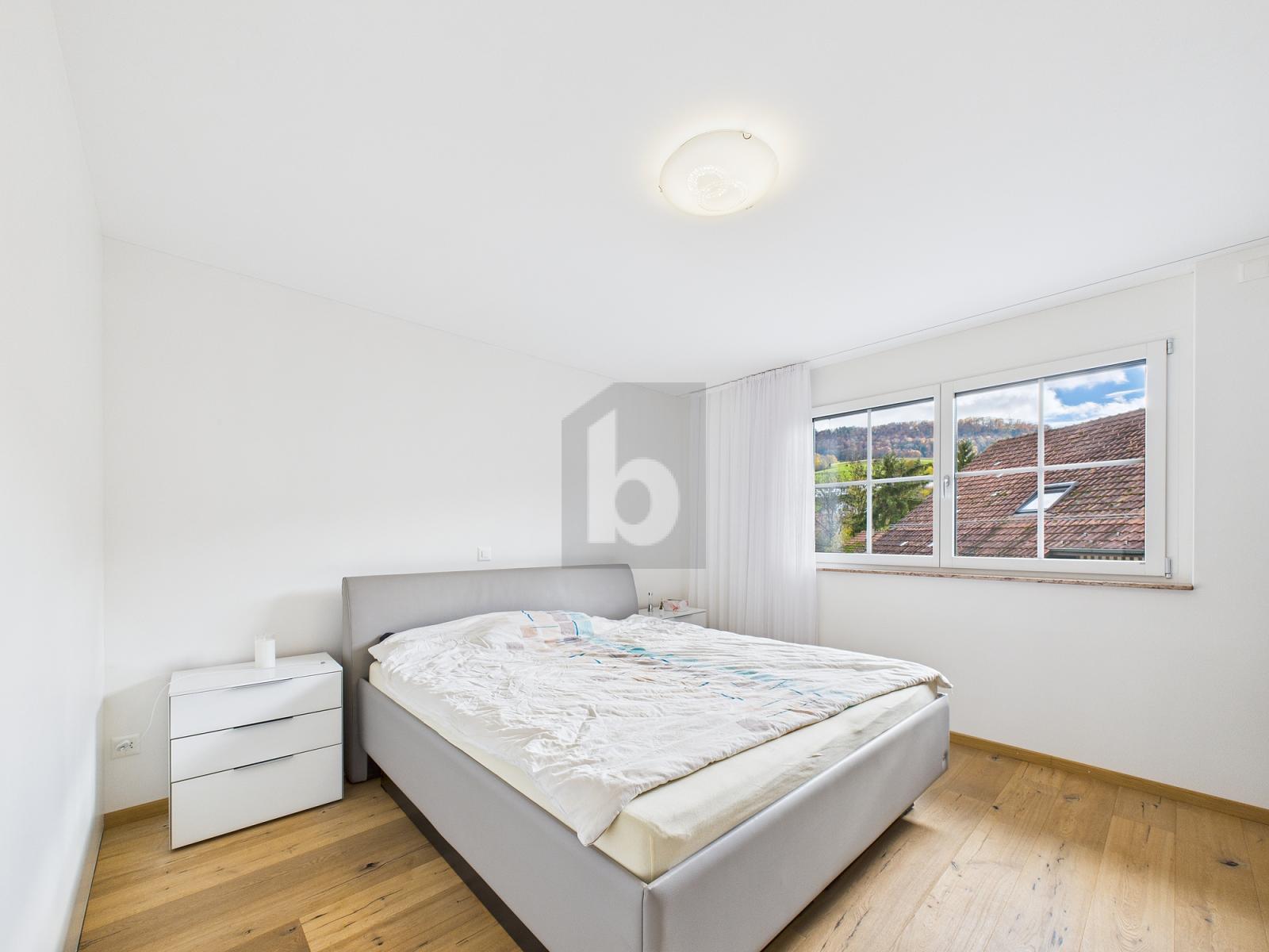 PREISHIT! TRAUMHAFTE AUSSICHT AN RUHIGER LAGE - 2