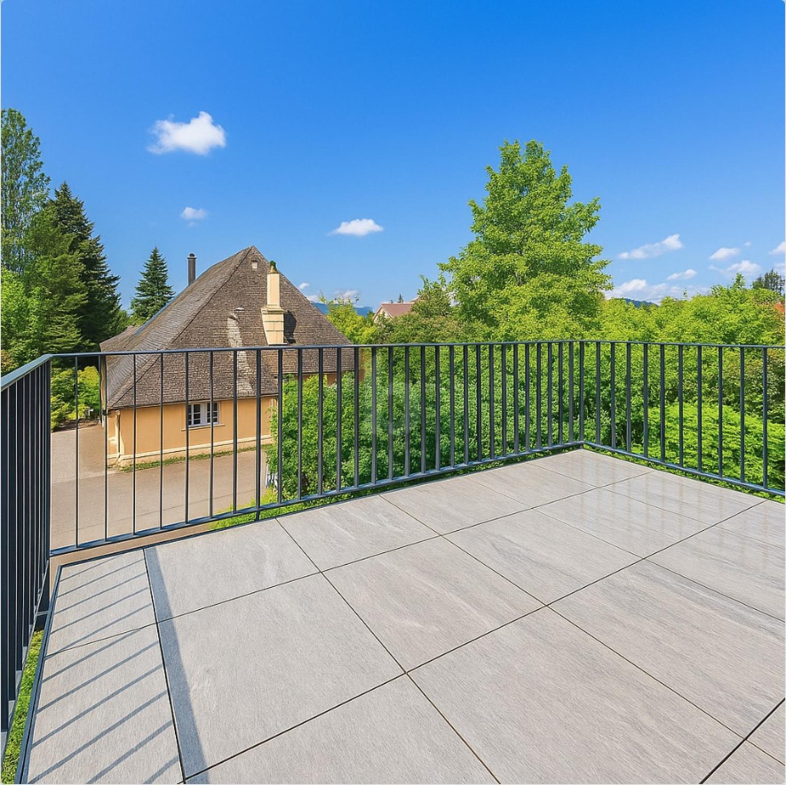 NEUBAU MIT KLEIDERSCHRÄNKEN IN JEDEN ZIMMER - 0