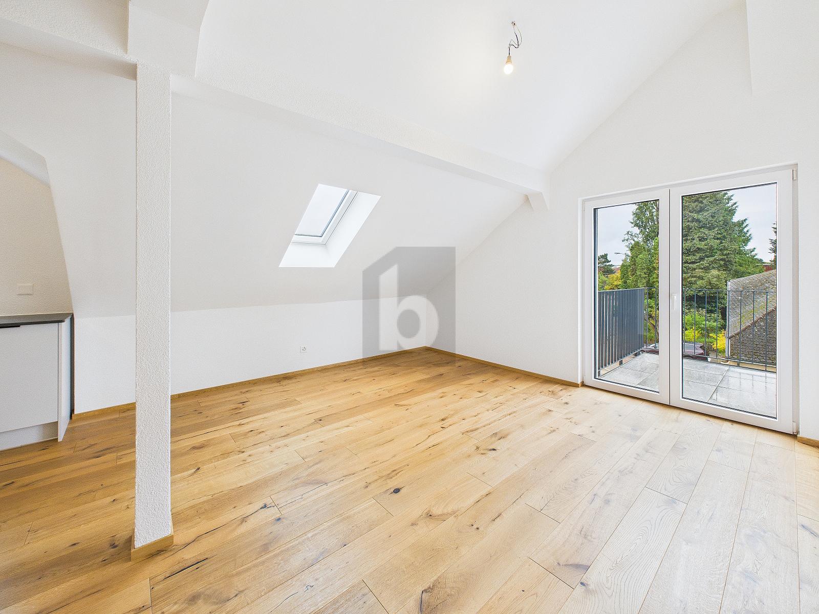 NEUBAU MIT KLEIDERSCHRÄNKEN IN JEDEN ZIMMER - 1