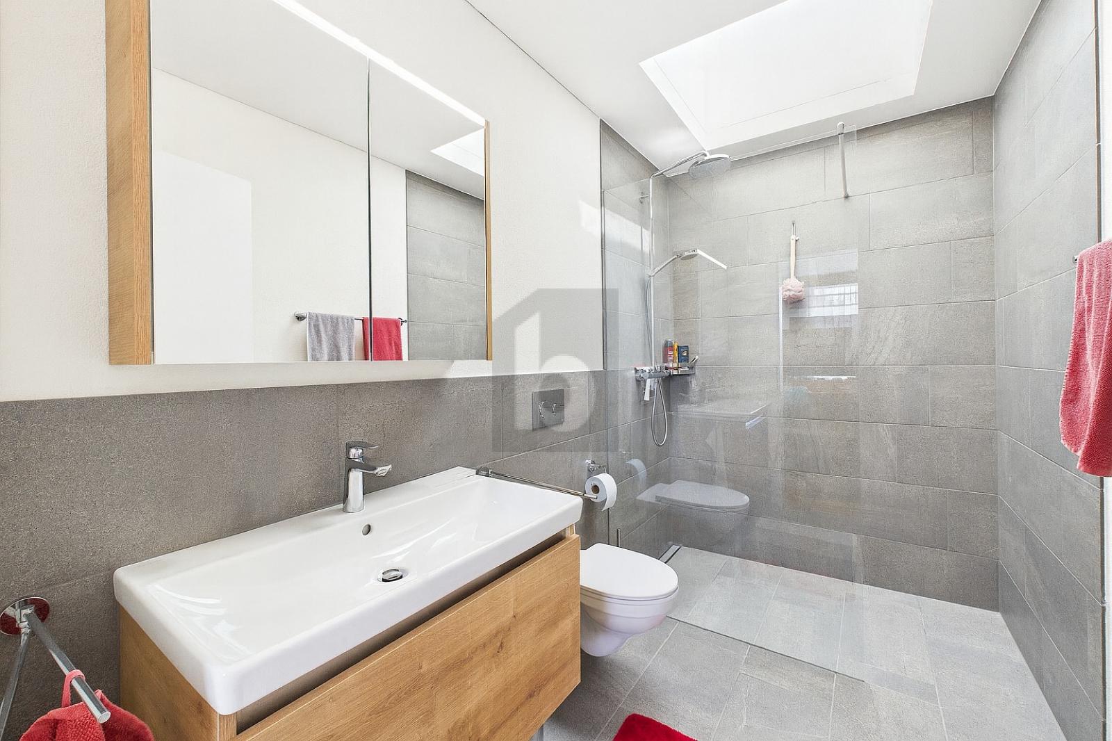 SONNENVERWÖHNT IN DER NATUR - 3