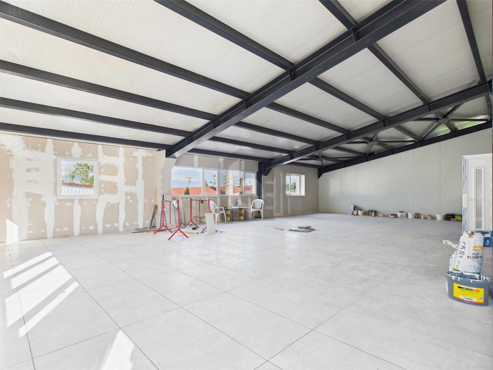 ZENTRAL UND HELL - 1