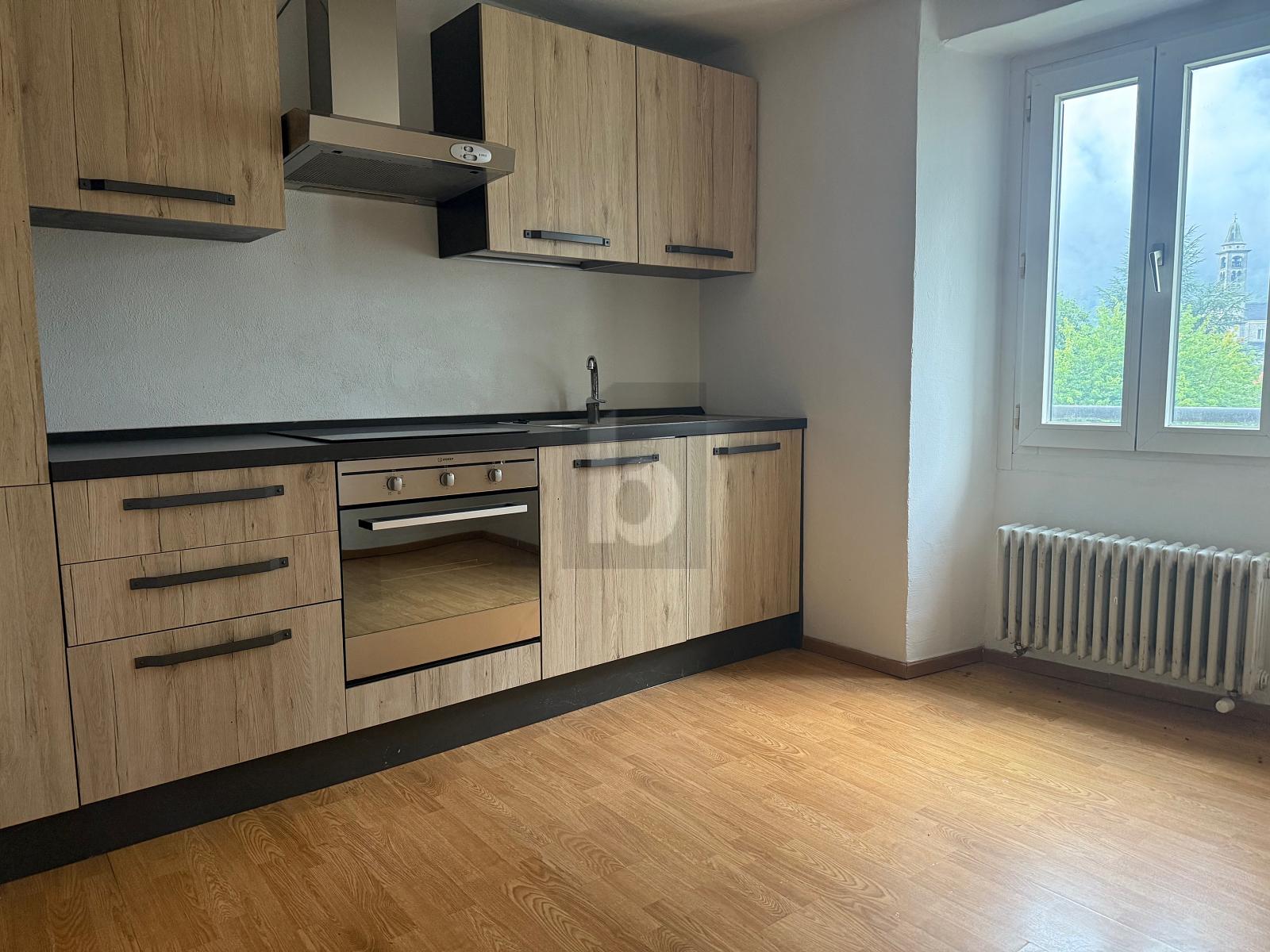 SPAZIOSO CON VISTA - 2