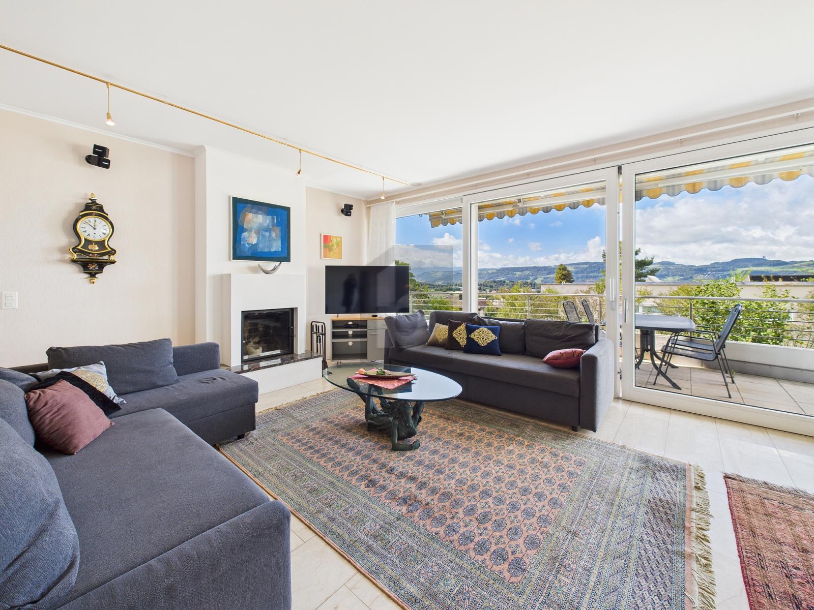 GROSSZÜGIG & MÖBLIERT - IDEAL FÜR DIPLOMATEN - 1