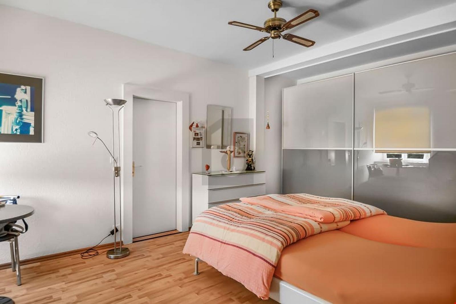 OPPORTUNITÉ RARE DANS UN VILLAGE DYNAMIQUE - 2