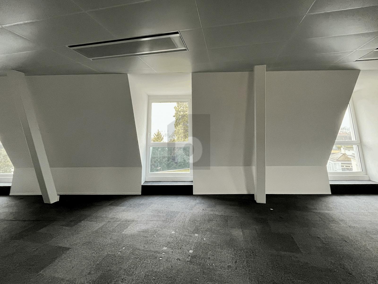 ZENTRAL MIT SEESICHT - ERSTE MONATSMIETE GESCHENKT - 2