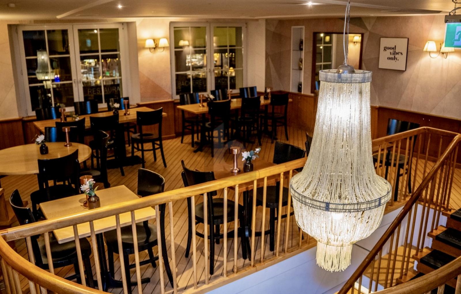 SENSATIONELLE LAGE MIT BESTER SICHT - 4