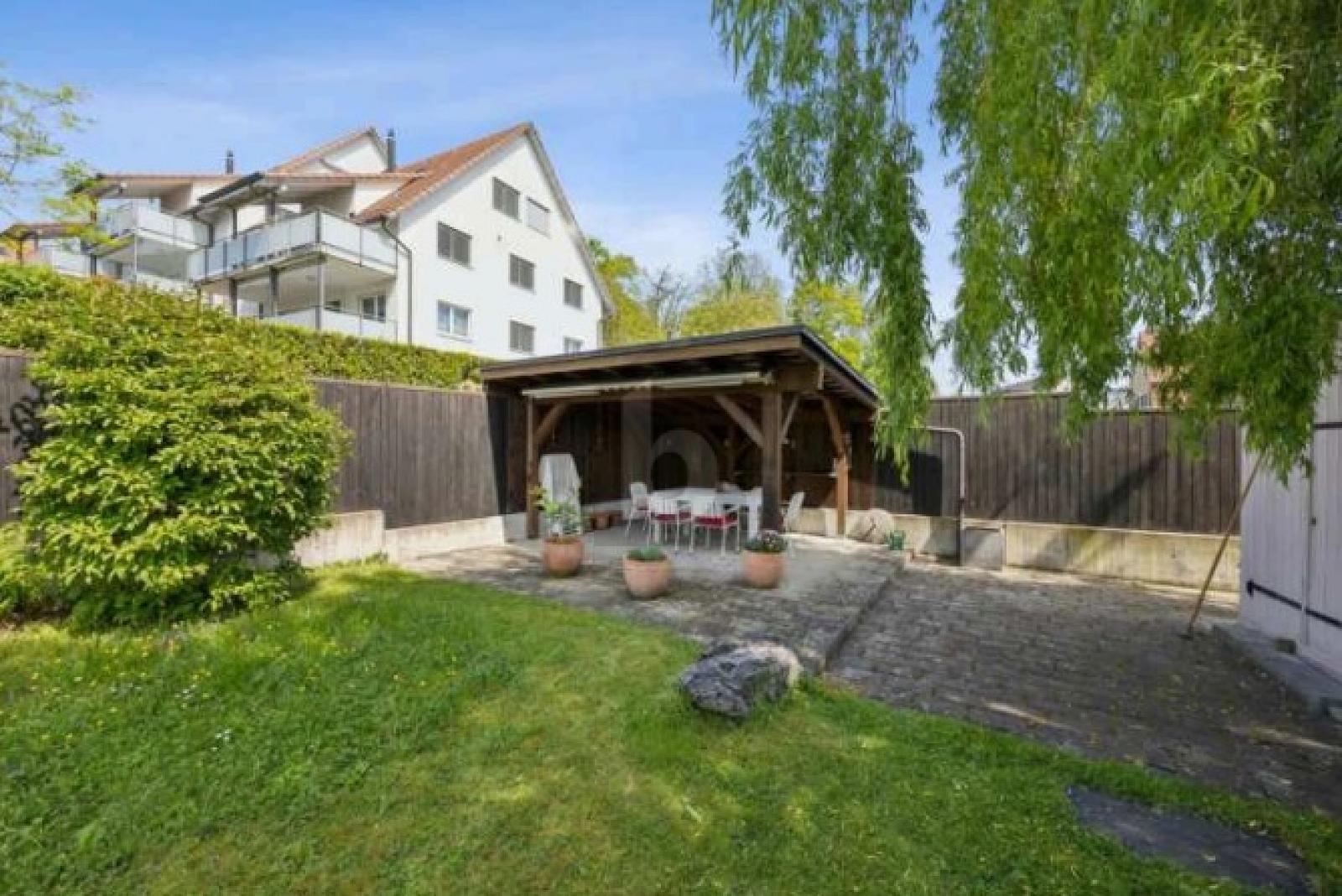 SONNIGER GROSSER GARTEN - BEFRISTET BIS 30.11.2026 - 2