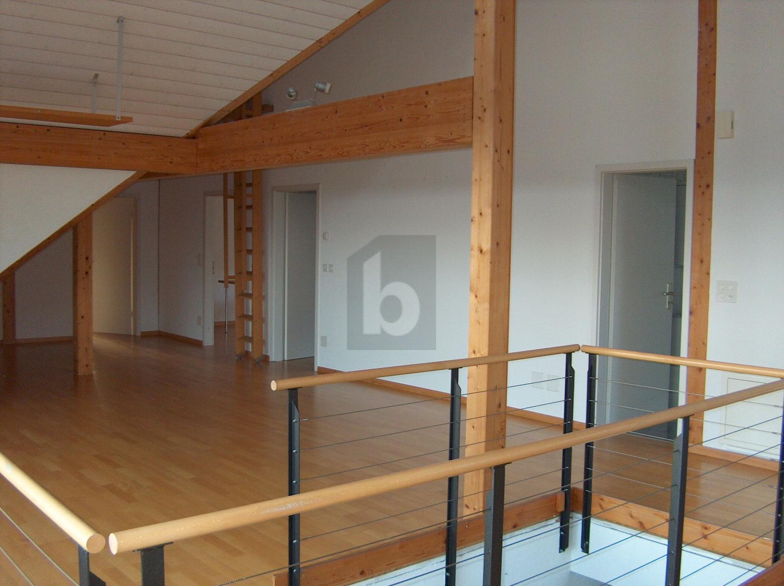 GROSSZÜGIG MIT EIGENTUMSSTANDARD - 1