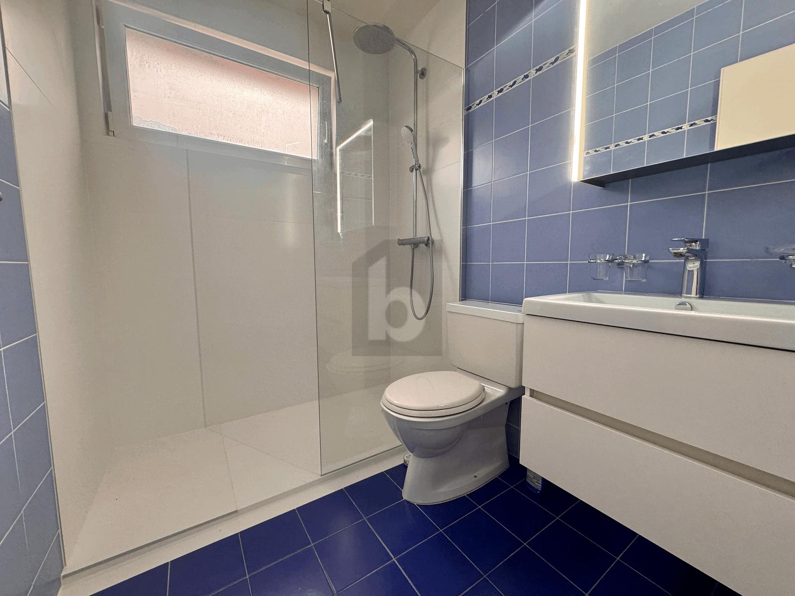 PROCHE DE TOUTES COMMODITÉS ET DE L'ÉCOLE - 3