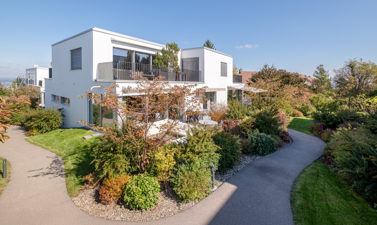 Attraktive 5.5-Zimmer-Maisonette-Gartenwohnung - 0