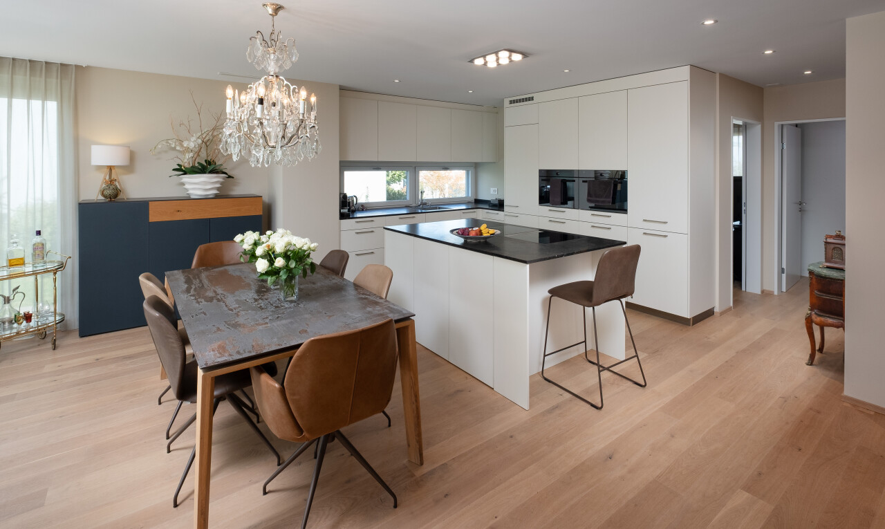 Attraktive 5.5-Zimmer-Maisonette-Gartenwohnung - 4