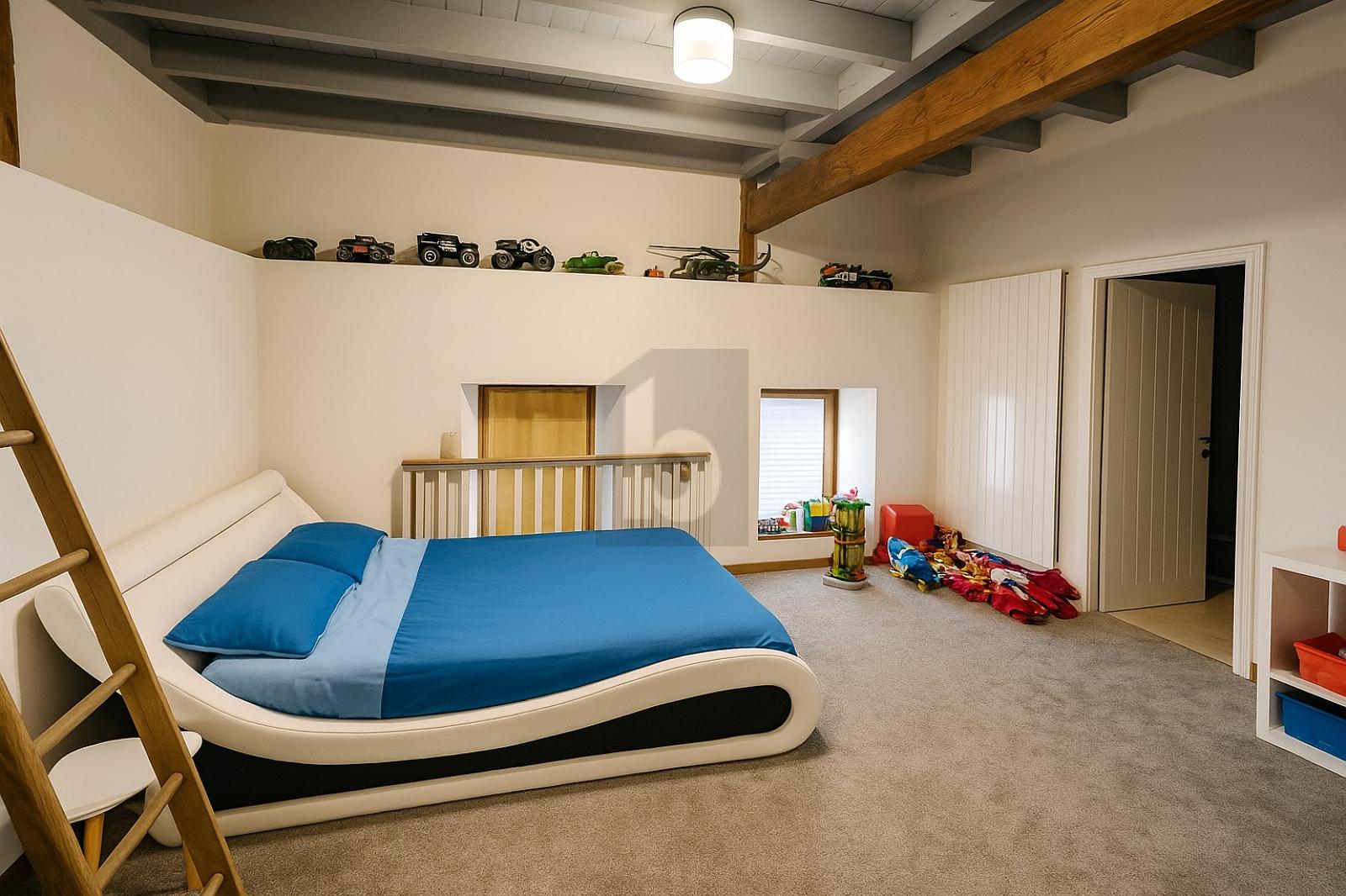 TRIPLEX D'EXCEPTION AVEC PISCINE - 4