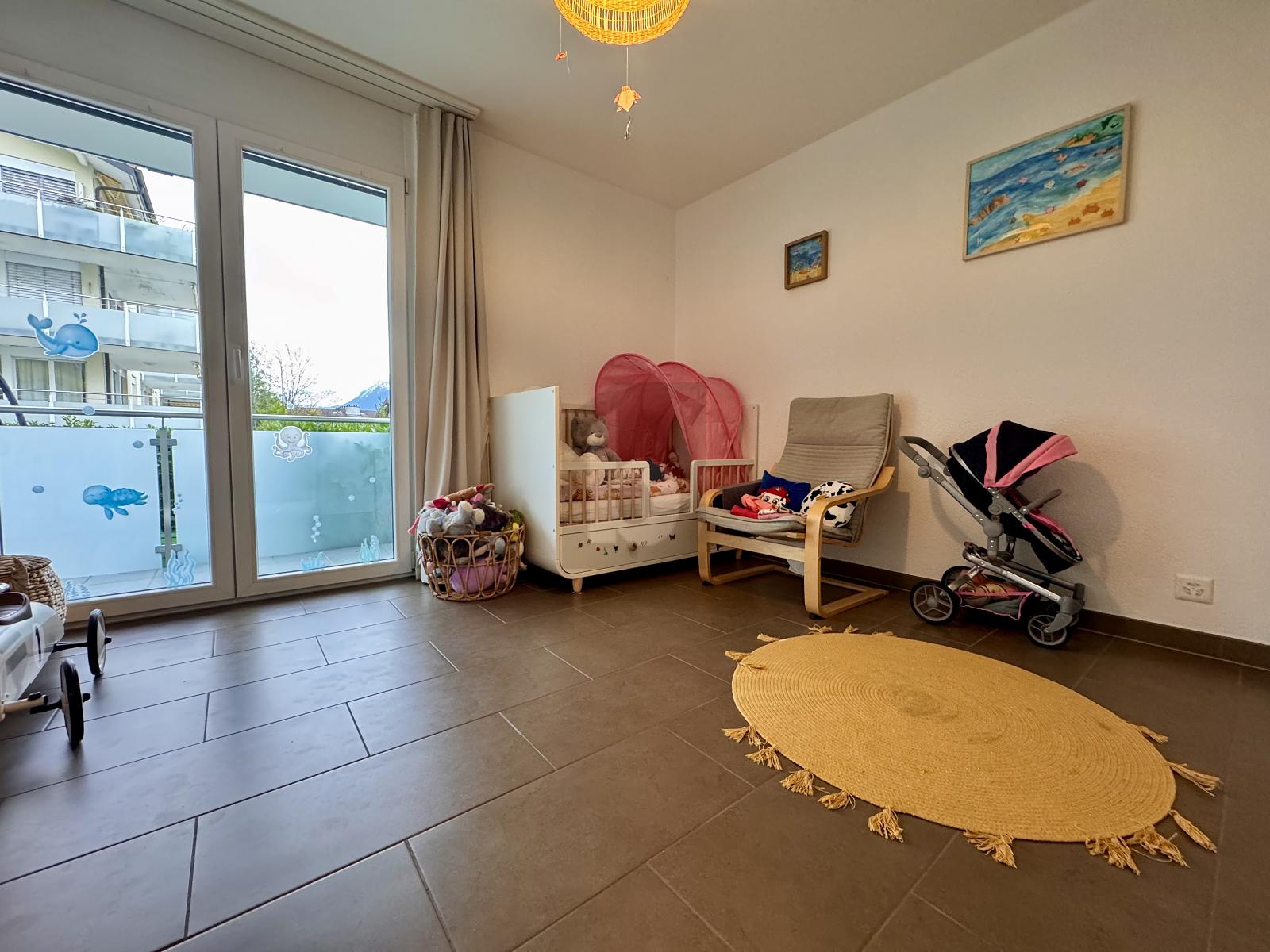 IDÉALE FAMILLE AVEC SPACIEUSE TERRASSE ET BALCON - 4