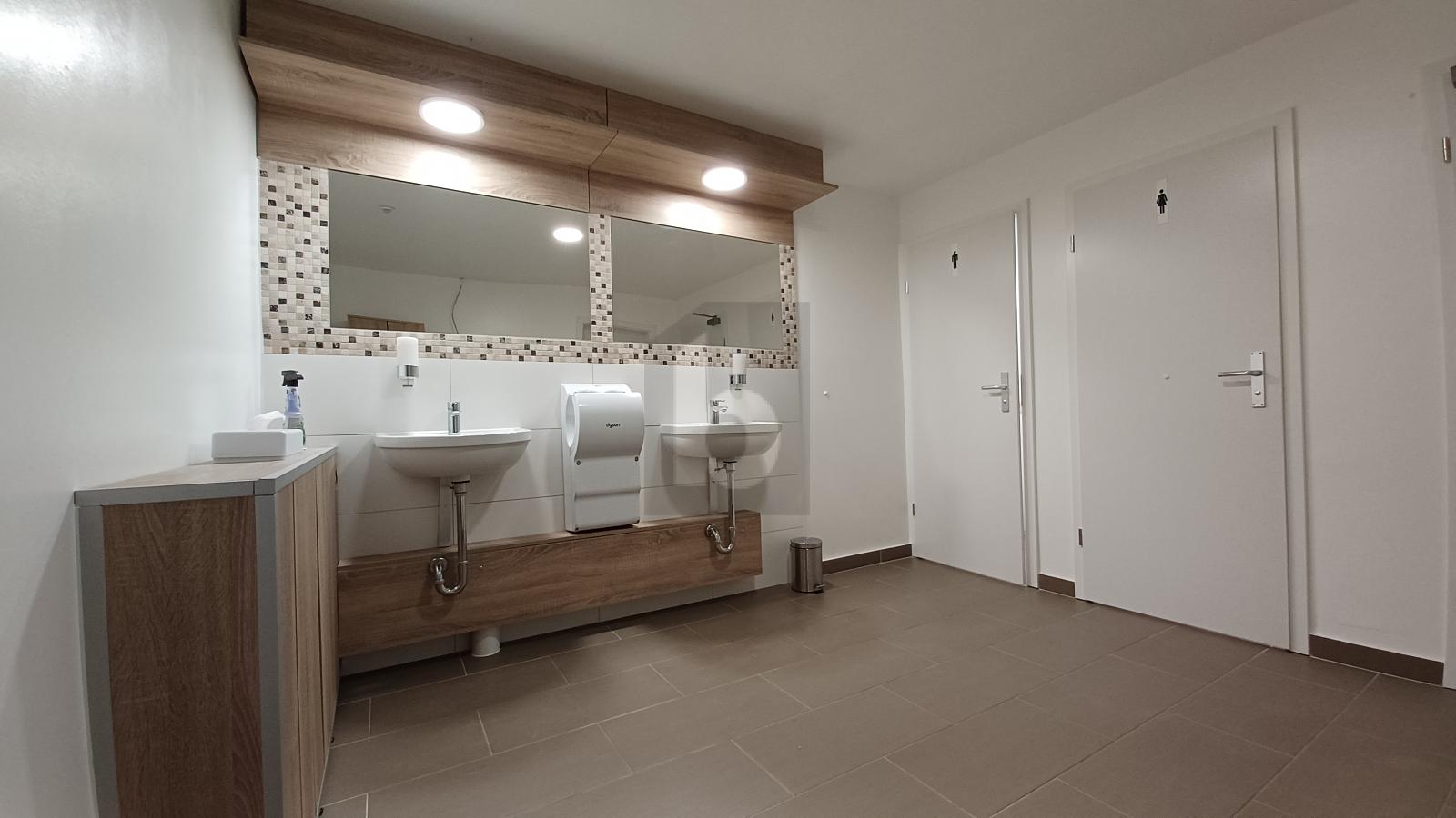 IDEALE LAGE MIT VIELEN NUTZUNGSMÖGLICHKEITEN - 2