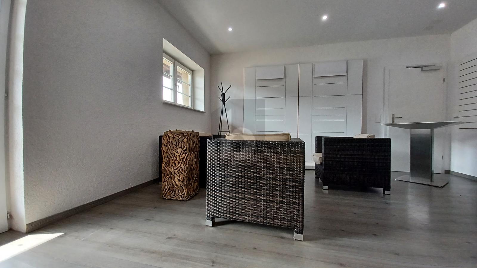 IDEALE LAGE MIT VIELEN NUTZUNGSMÖGLICHKEITEN - 3